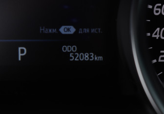 Подержанный автомобиль Toyota Camry Sedan 2018 года (36 фото)