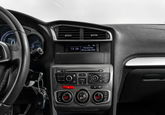 Подержанный автомобиль Citroen C4 Sedan 2018 года (16 фото)