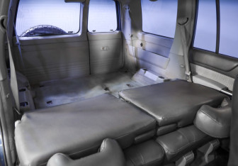 Подержанный автомобиль Nissan Patrol 2003 года (27 фото)