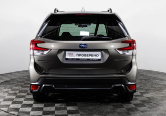 Подержанный автомобиль Subaru Forester Suv 2021 года (7 фото)