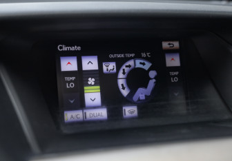 Подержанный автомобиль Lexus RX 2014 года (22 фото)