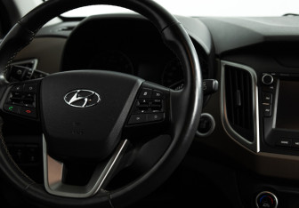 Подержанный автомобиль Hyundai Creta 2020 года (15 фото)