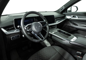 Подержанный автомобиль Haval F7 2024 года (11 фото)