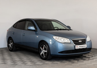 Подержанный автомобиль Hyundai Elantra Sedan 2007 года (3 фото)