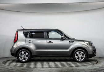 Подержанный автомобиль Kia Soul 2017 года (4 фото)