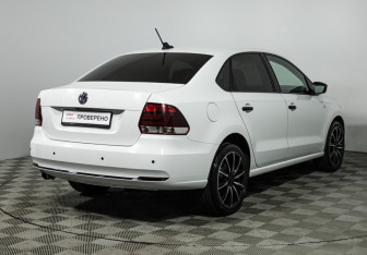 Подержанный автомобиль Volkswagen Polo Sedan 2019 года (5 фото)