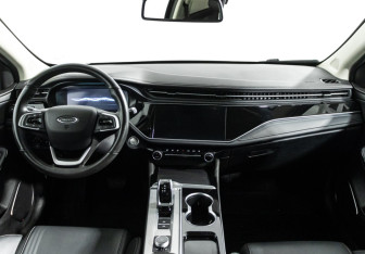 Подержанный автомобиль Omoda S5 2023 года (13 фото)