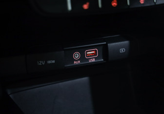 Подержанный автомобиль Kia Ceed Hatchback 2019 года (16 фото)