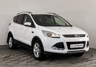 Подержанный автомобиль Ford Kuga 2014 года (3 фото)
