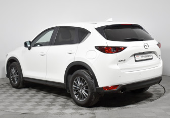 Подержанный автомобиль Mazda CX-5 2018 года (7 фото)