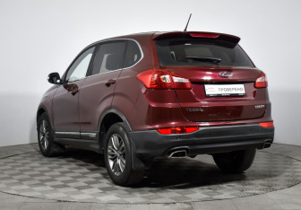 Подержанный автомобиль Chery Tiggo 5 2015 года (7 фото)
