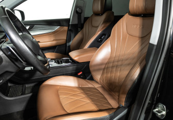 Подержанный автомобиль Chery Tiggo 8 Pro Max 2022 года (18 фото)
