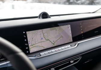 Подержанный автомобиль Voyah Free 2024 года (25 фото)