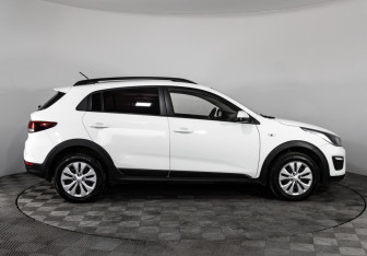 Подержанный автомобиль Kia Rio Hatchback 2019 года (4 фото)