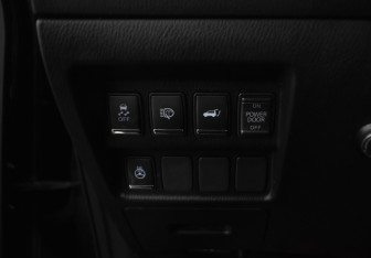 Подержанный автомобиль Infiniti QX60 2018 года (22 фото)