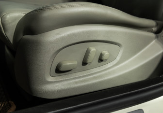 Подержанный автомобиль Cadillac ATS Sedan 2013 года (21 фото)