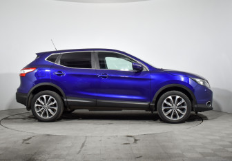 Подержанный автомобиль Nissan Qashqai 2014 года (4 фото)