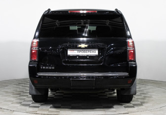 Подержанный автомобиль Chevrolet Tahoe 2016 года (6 фото)