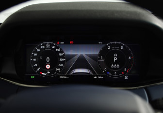 Подержанный автомобиль Land Rover Range Rover Evoque 2020 года (13 фото)
