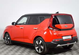 Подержанный автомобиль Kia Soul 2021 года (7 фото)