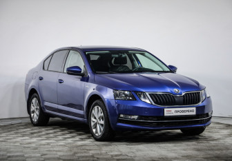 Подержанный автомобиль Skoda Octavia Liftback 2019 года (3 фото)