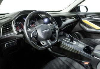 Подержанный автомобиль Haval F7x 2020 года (11 фото)