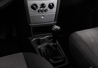Подержанный автомобиль Opel Meriva 2008 года (11 фото)
