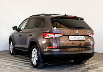 Подержанный автомобиль Skoda Kodiaq 2019 года (7 фото)