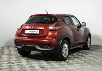 Подержанный автомобиль Nissan Juke 2014 года (5 фото)