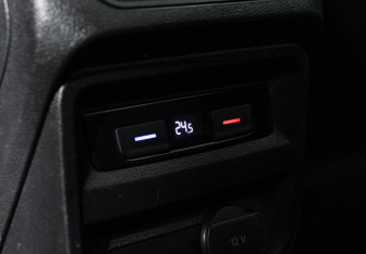 Подержанный автомобиль Volkswagen Tiguan 2018 года (14 фото)