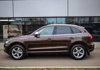 Подержанный автомобиль Audi Q5 2014 года (8 фото)