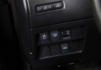 Подержанный автомобиль Nissan Qashqai 2014 года (20 фото)