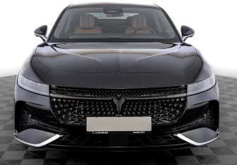 Новый Voyah Passion 2025 (5 фото)