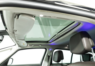 Подержанный автомобиль Renault Espace 2016 года (15 фото)