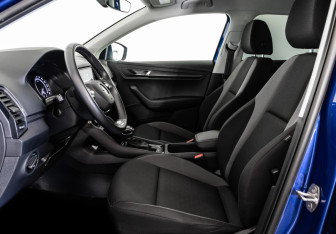 Подержанный автомобиль Skoda Karoq 2021 года (18 фото)