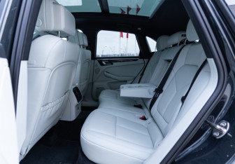 Новый Porsche Macan 2025 (10 фото)