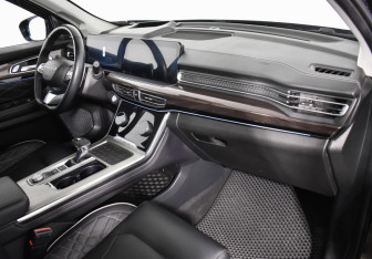 Подержанный автомобиль Exeed VX 2023 года (15 фото)