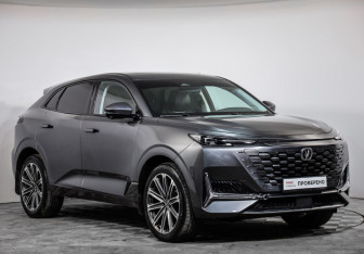 Подержанный автомобиль Changan UNI-K 2023 года (3 фото)