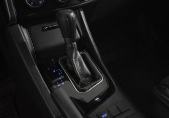 Подержанный автомобиль Toyota Corolla Sedan 2016 года (17 фото)