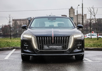 Подержанный автомобиль Hongqi H5 2024 года (4 фото)