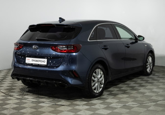 Подержанный автомобиль Kia Ceed Hatchback 2019 года (5 фото)