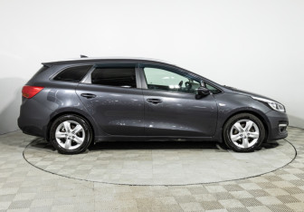 Подержанный автомобиль Kia Ceed Wagon 2018 года (4 фото)