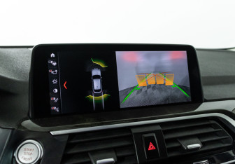 Подержанный автомобиль BMW X4 2019 года (15 фото)