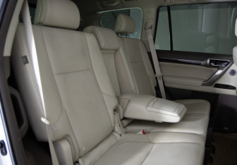Подержанный автомобиль Lexus GX 2014 года (12 фото)