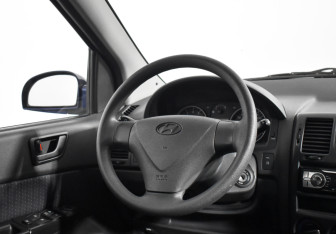 Подержанный автомобиль Hyundai Getz 2008 года (15 фото)