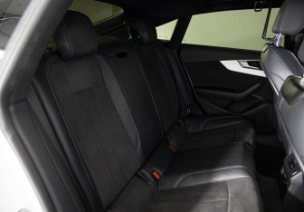 Подержанный автомобиль Audi A5 Liftback 2019 года (13 фото)