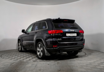 Подержанный автомобиль Jeep Grand Cherokee 2013 года (7 фото)