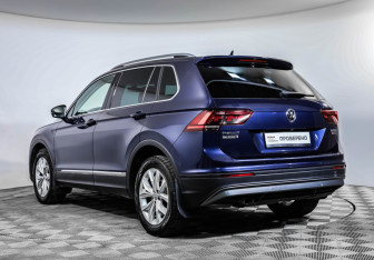 Подержанный автомобиль Volkswagen Tiguan 2017 года (7 фото)