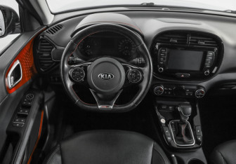 Подержанный автомобиль Kia Soul 2020 года (11 фото)