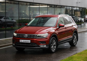 Подержанный автомобиль Volkswagen Tiguan 2017 года (3 фото)
